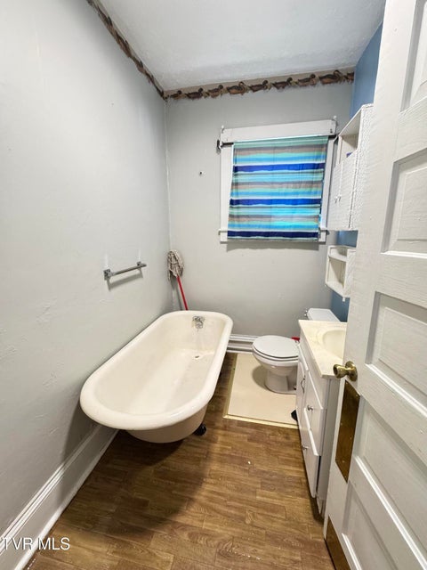 Photo #13: 301 Roberts Street