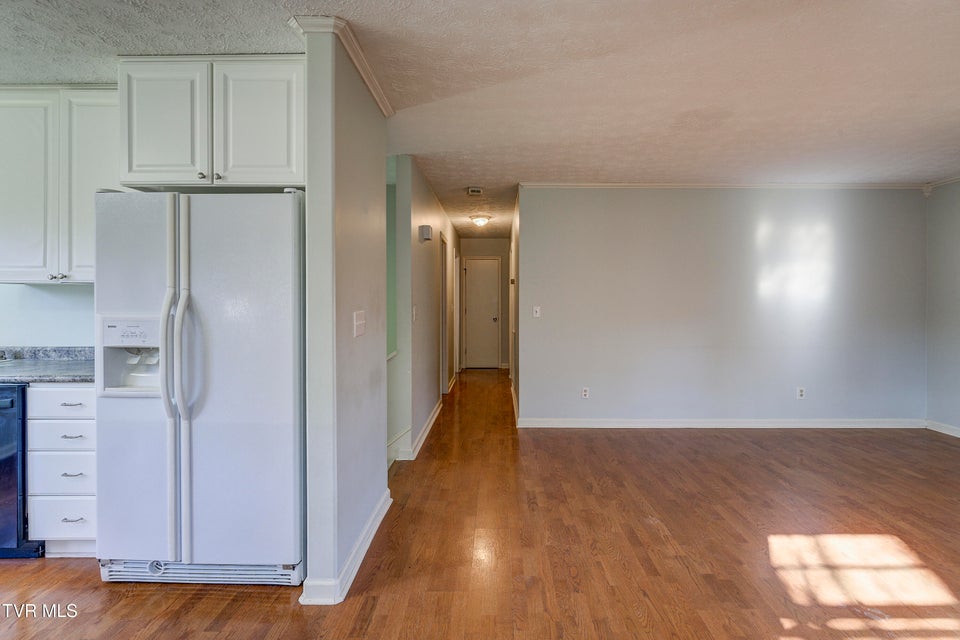 Photo #11: 128 Pierce Lane