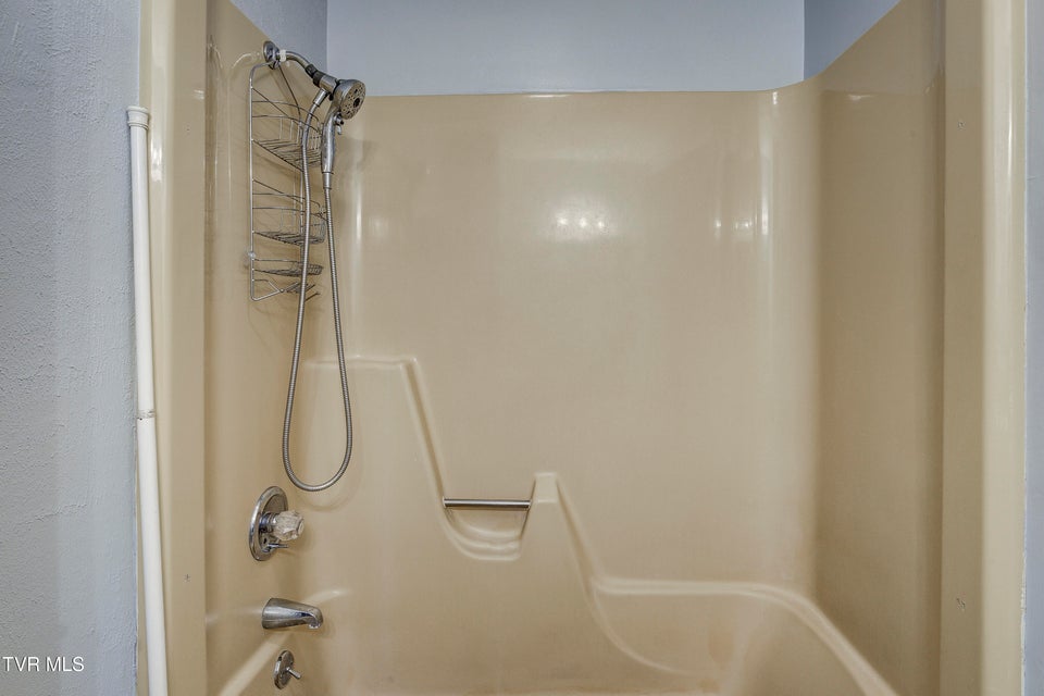 Photo #20: 128 Pierce Lane