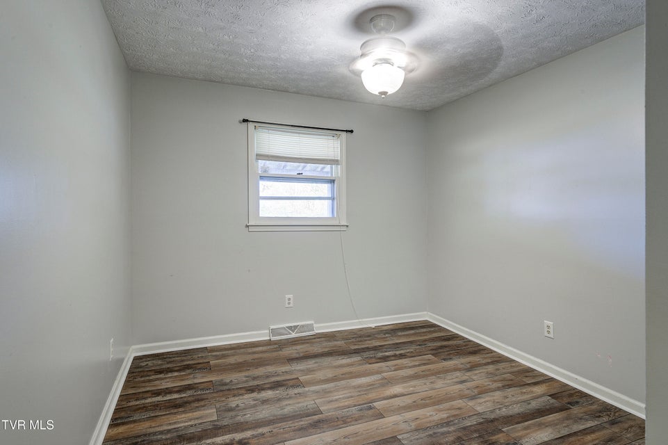 Photo #12: 128 Pierce Lane