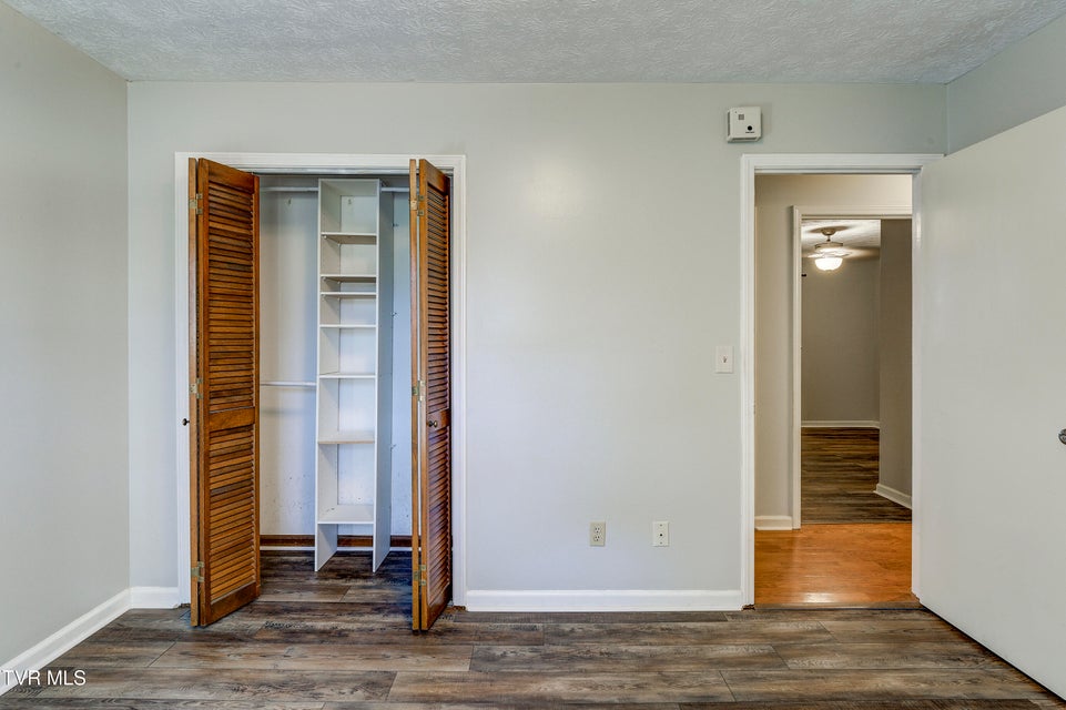 Photo #17: 128 Pierce Lane