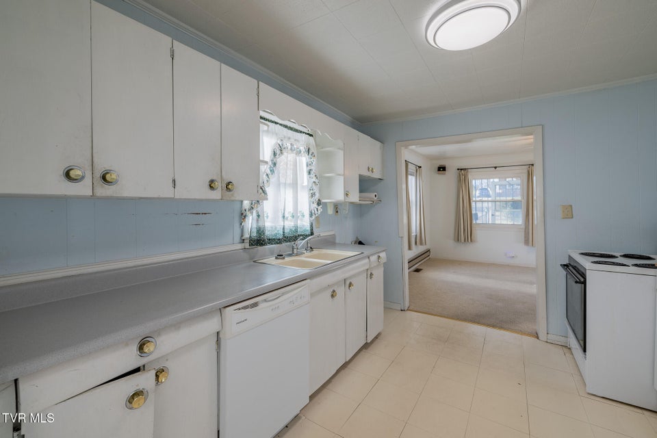 Photo #15: 1510 Chilhowie Avenue