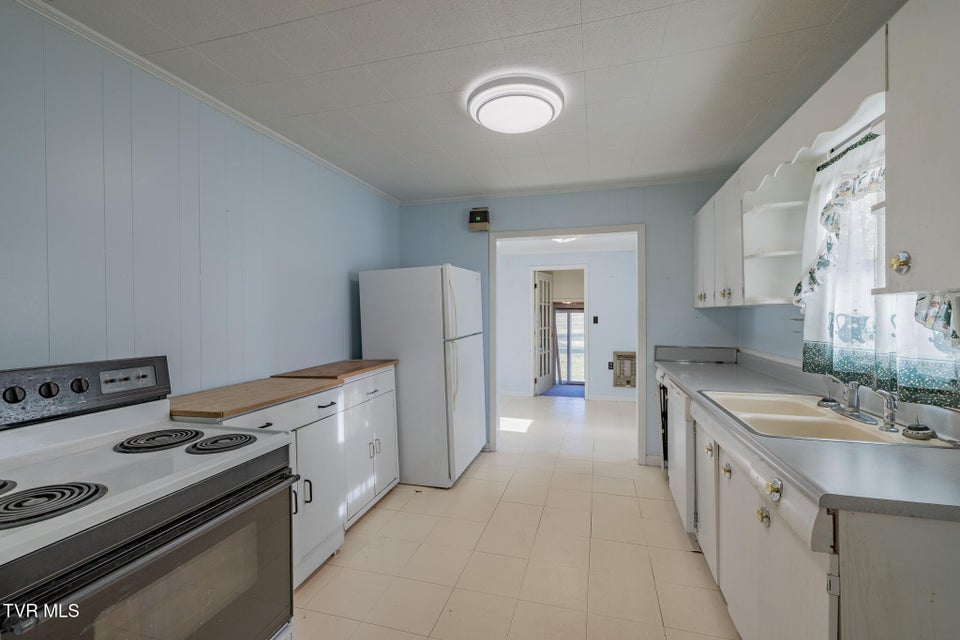 Photo #13: 1510 Chilhowie Avenue