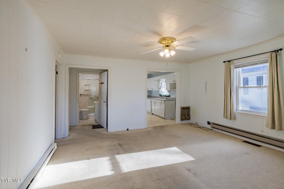 Photo #2: 1510 Chilhowie Avenue