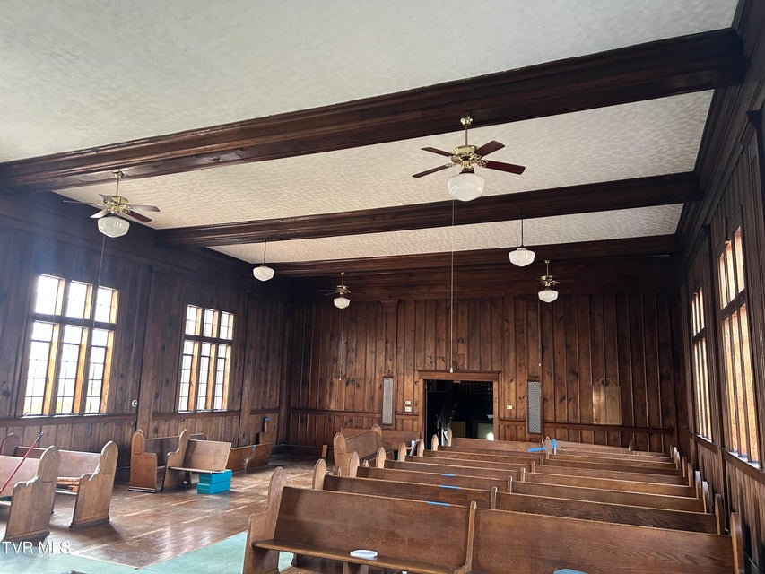 Photo #4: 929 Maple Street