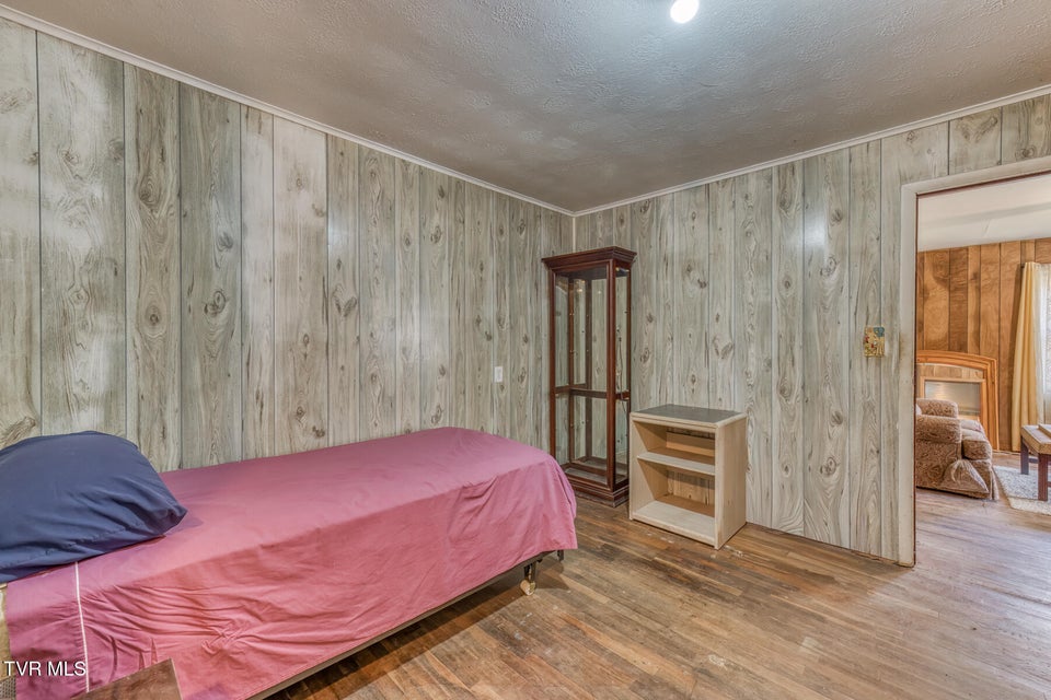 Photo #40: 141 Canter Road