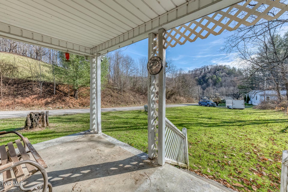 Photo #4: 141 Canter Road