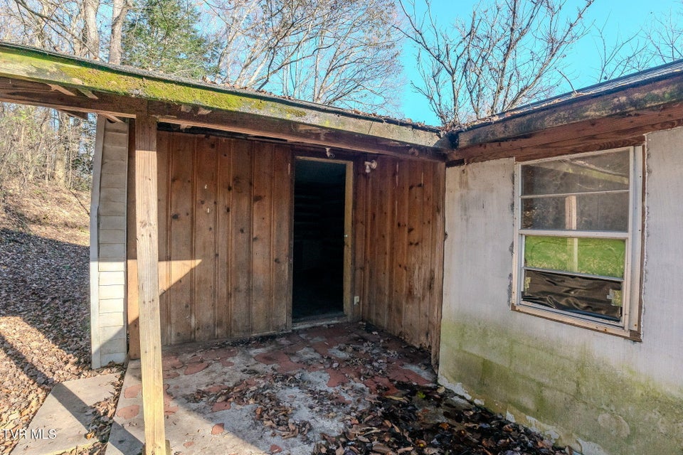 Photo #2: 9549 Heiskell Road