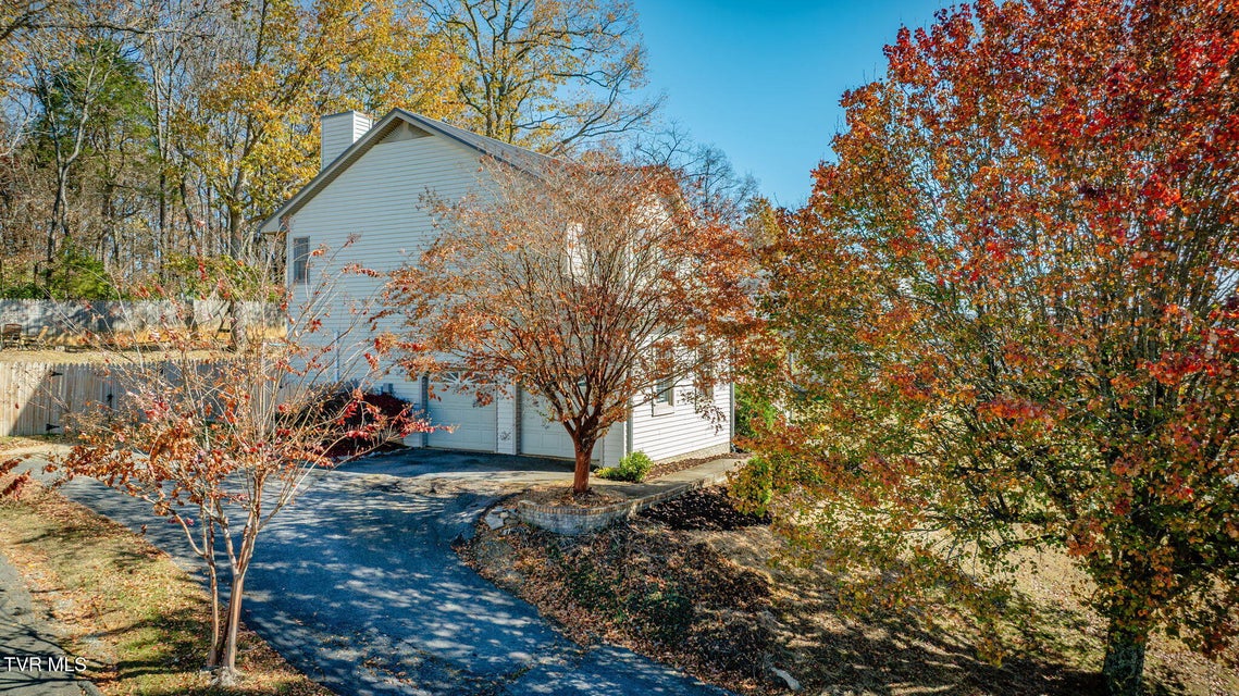 Photo #4: 1 Green Valley Court