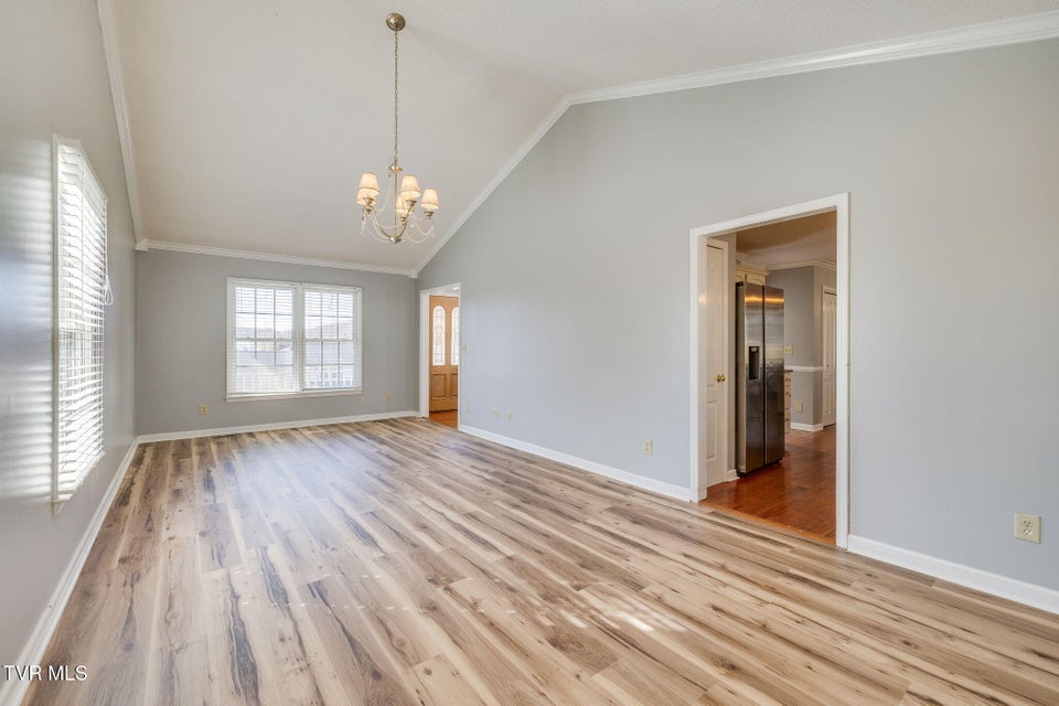 Photo #16: 1 Green Valley Court