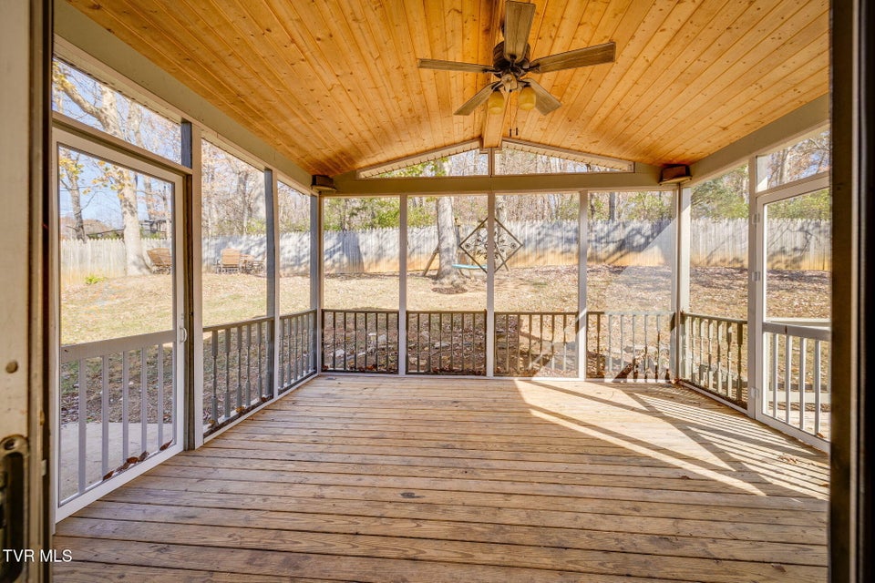 Photo #35: 1 Green Valley Court