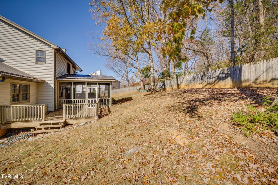 Photo #38: 1 Green Valley Court