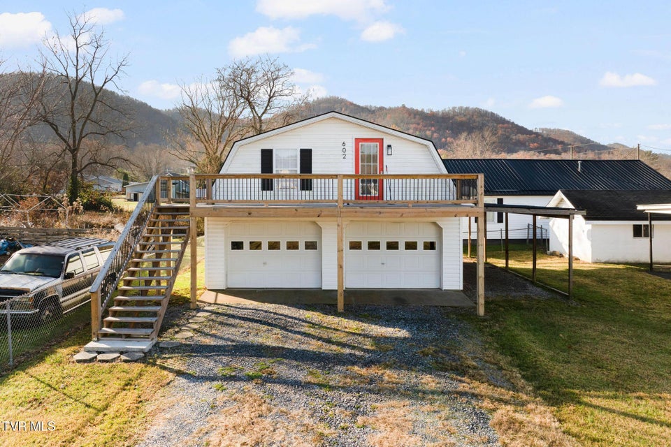 Photo #13: 102 Sycamore And 602 Monroe Street