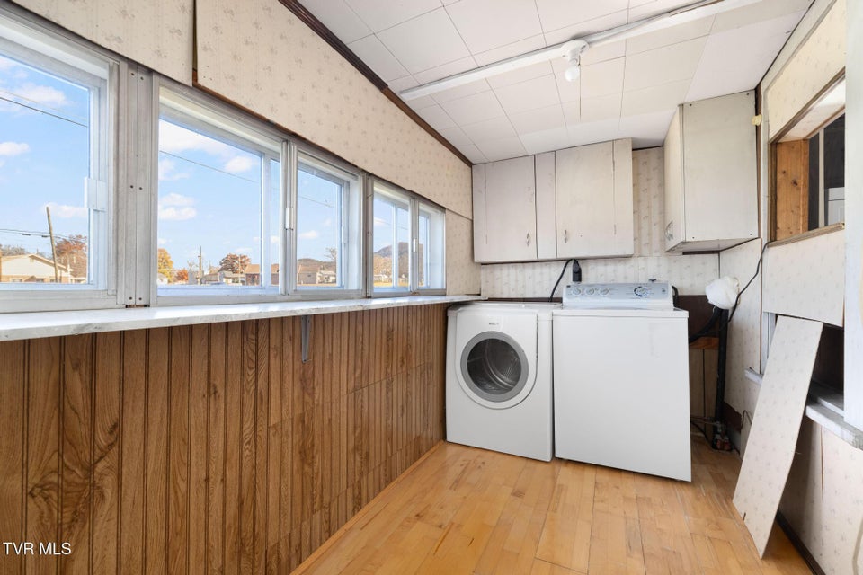 Photo #23: 102 Sycamore And 602 Monroe Street