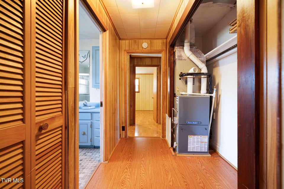 Photo #25: 102 Sycamore And 602 Monroe Street