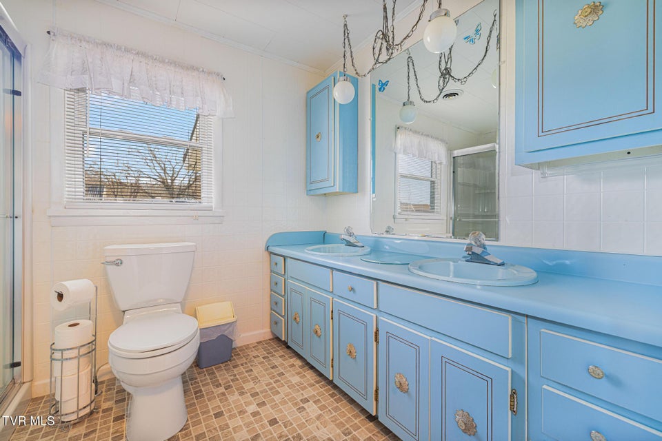 Photo #26: 102 Sycamore And 602 Monroe Street