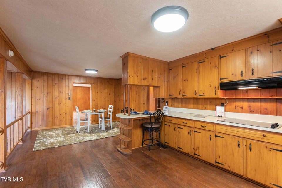 Photo #7: 15451 Siesta Avenue