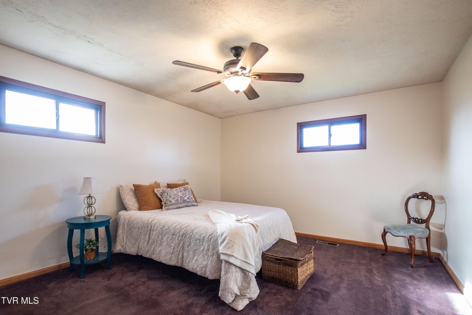 Photo #11: 15451 Siesta Avenue