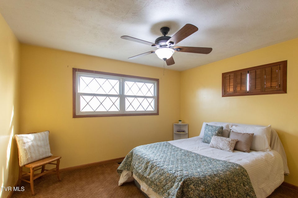 Photo #16: 15451 Siesta Avenue