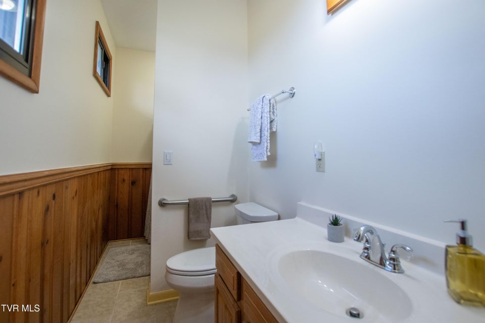 Photo #18: 15451 Siesta Avenue