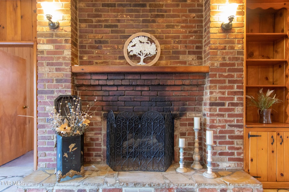 Photo #22: 15451 Siesta Avenue