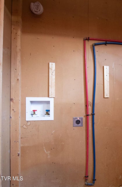 Photo #25: 15451 Siesta Avenue