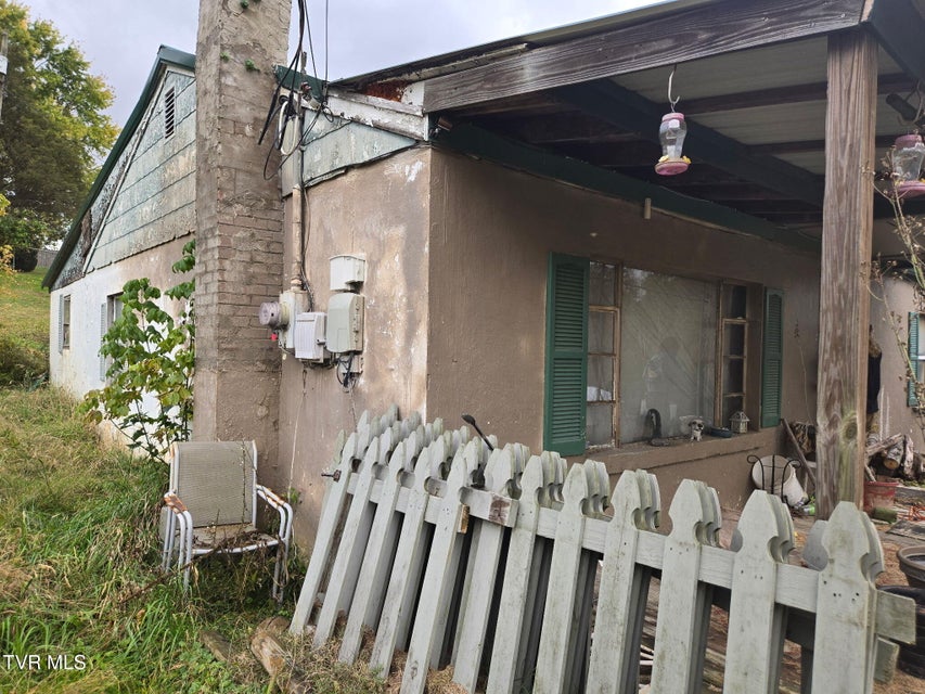 Photo #3: 998 Bristol Caverns Highway