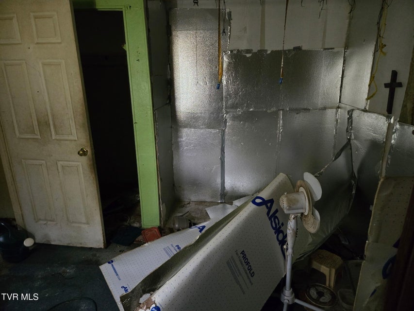 Photo #13: 998 Bristol Caverns Highway