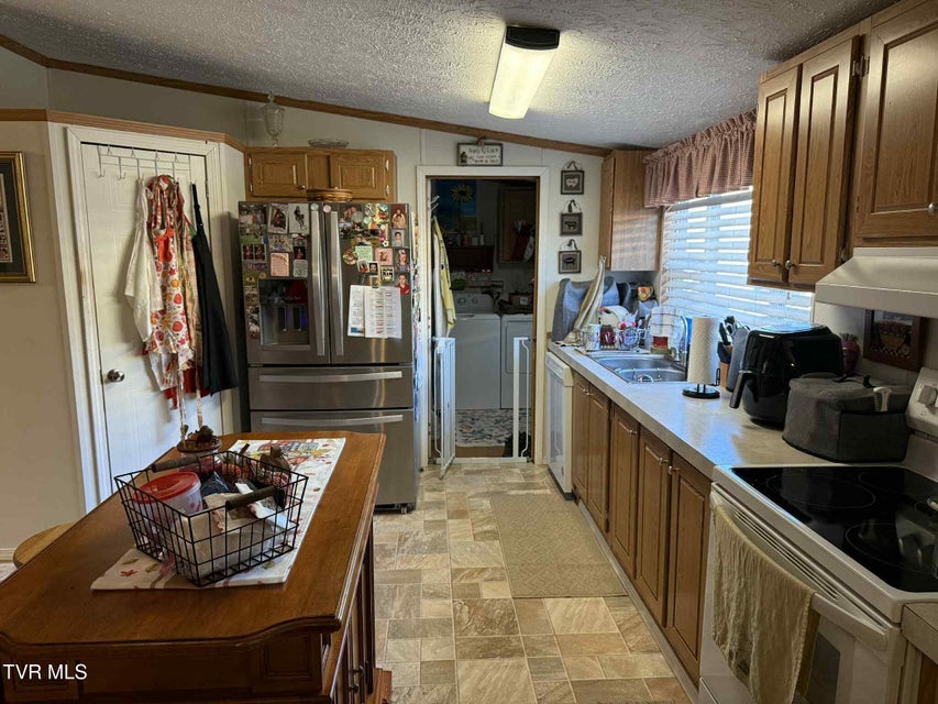 Photo #30: 6042 Cherry Lane