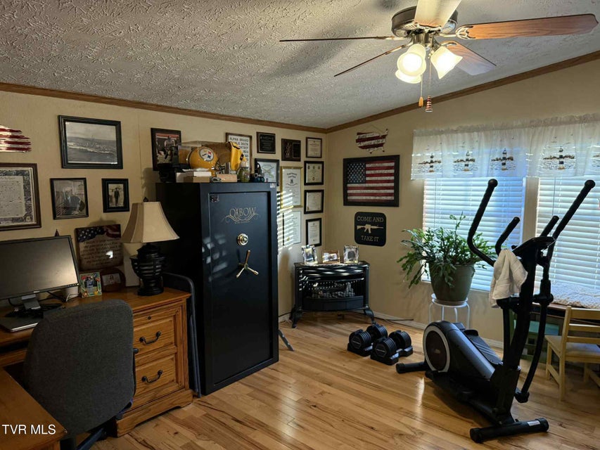 Photo #32: 6042 Cherry Lane