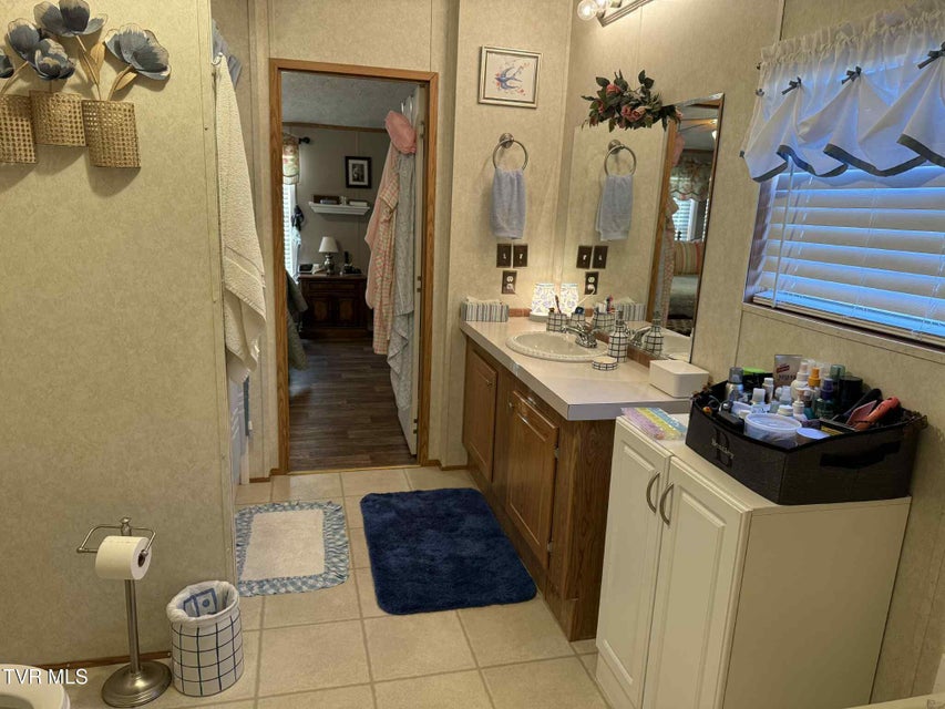 Photo #39: 6042 Cherry Lane