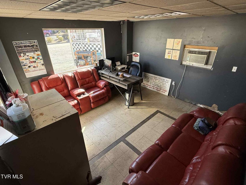 Photo #15: 605 Trent Street