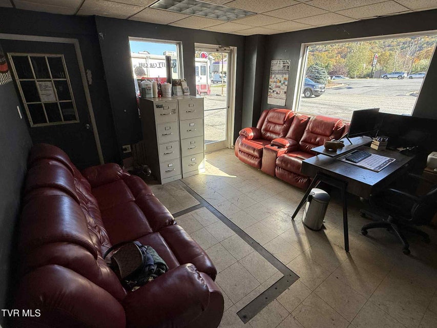 Photo #18: 605 Trent Street