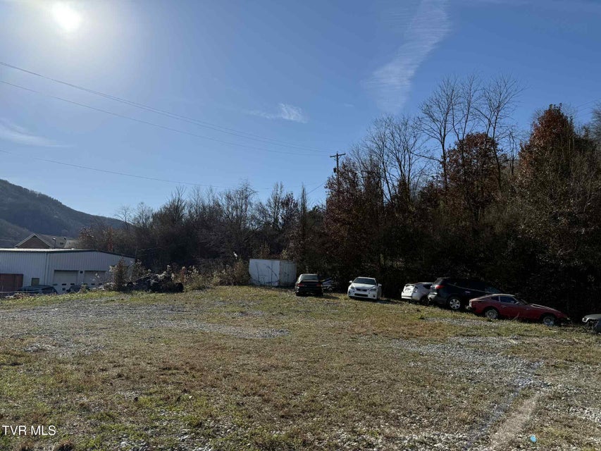 Photo #5: 605 Trent Street