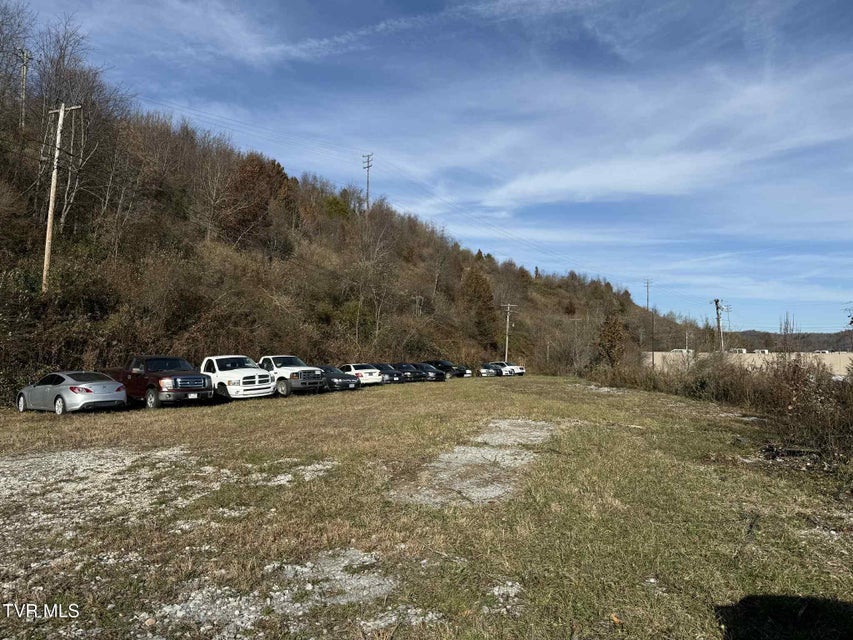 Photo #6: 605 Trent Street