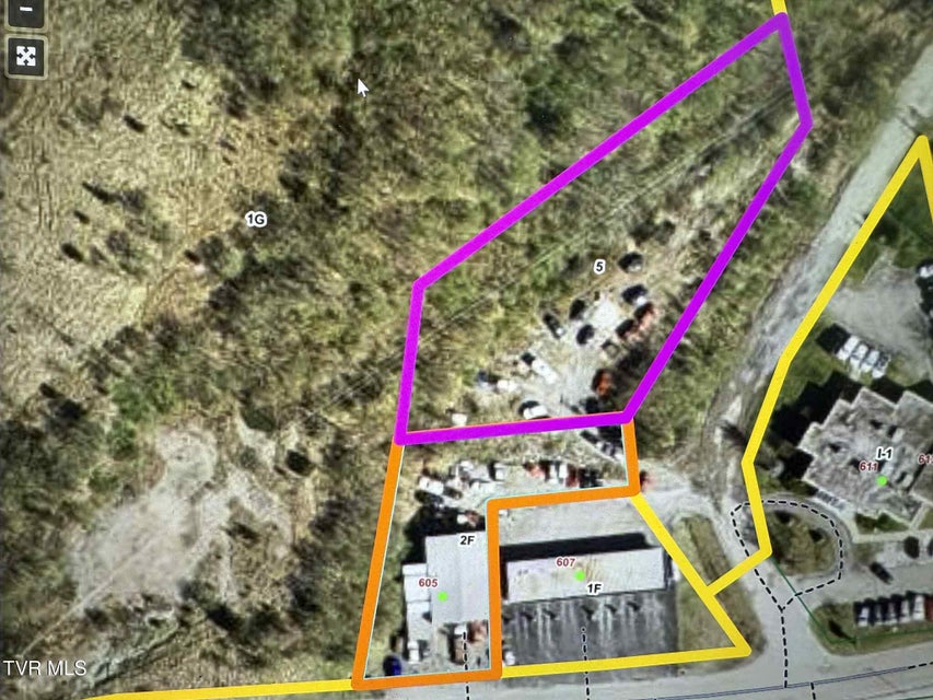 Photo #34: 605 Trent Street