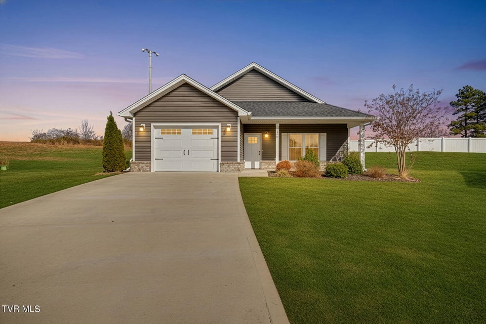 Photo #2: 168 Gunners Way