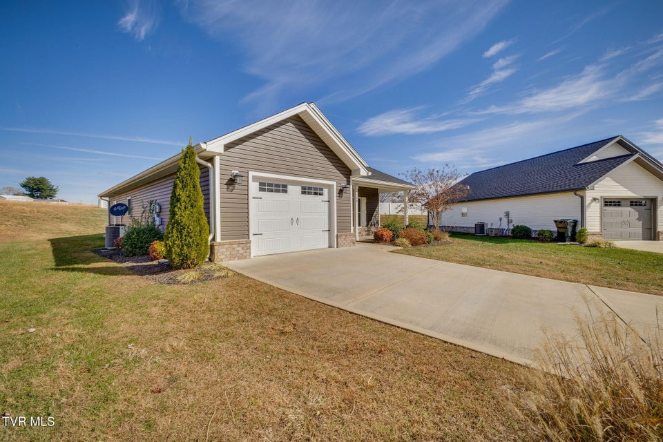 Photo #4: 168 Gunners Way