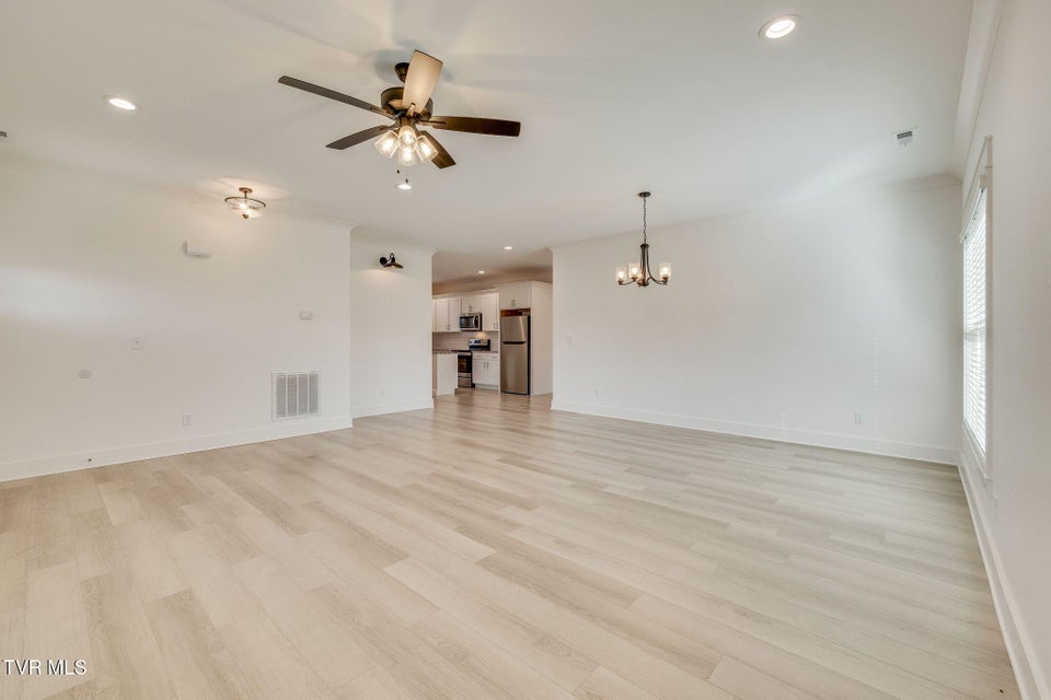 Photo #9: 168 Gunners Way