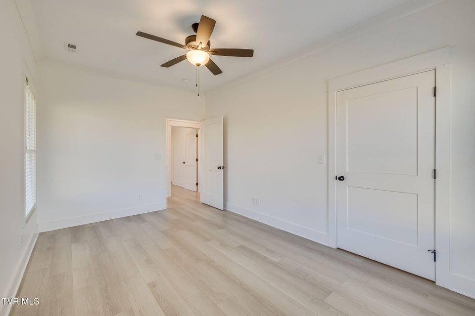 Photo #23: 168 Gunners Way