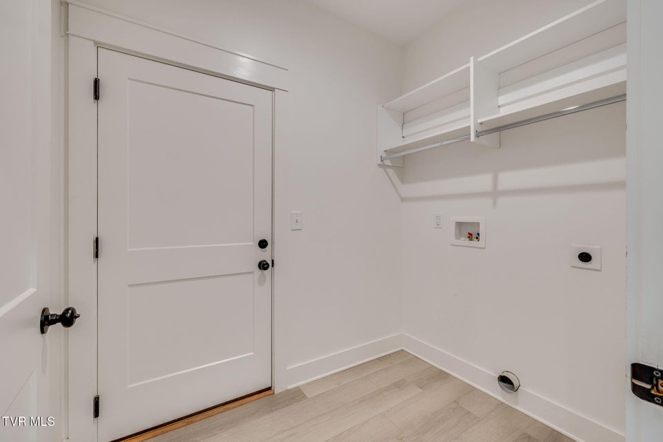 Photo #26: 168 Gunners Way