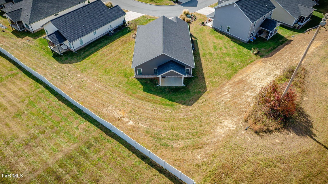 Photo #34: 168 Gunners Way