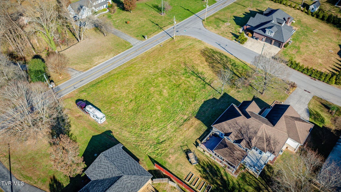 Photo #8: Tbd Leaf Point Point