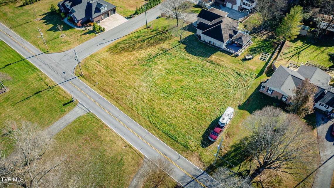 Photo #10: Tbd Leaf Point Point