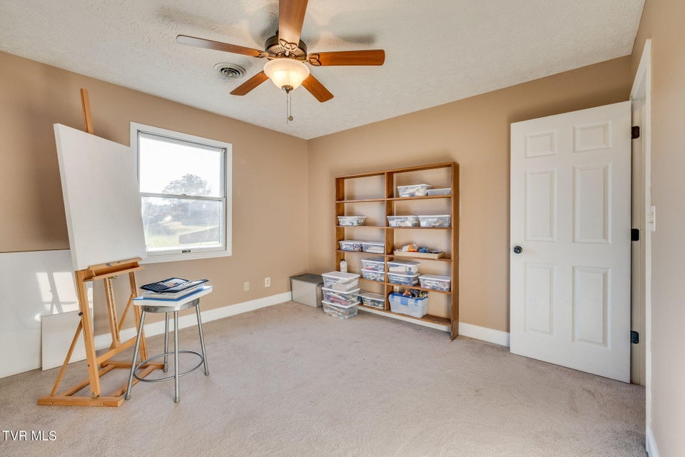 Photo #38: 124 Highland Hills Drive