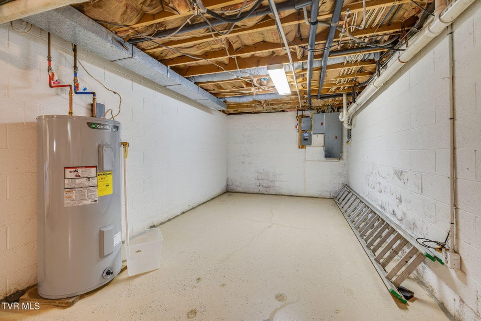 Photo #45: 124 Highland Hills Drive