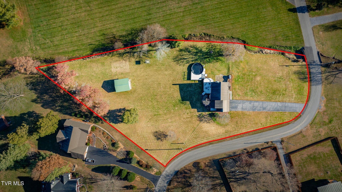 Photo #61: 124 Highland Hills Drive