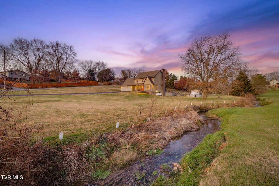 Photo #64: 124 Highland Hills Drive