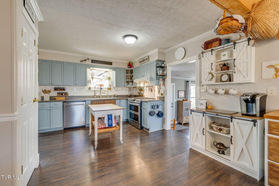 Photo #9: 567 Long Town Road