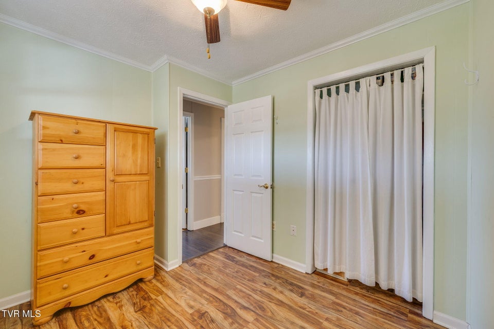 Photo #27: 567 Long Town Road